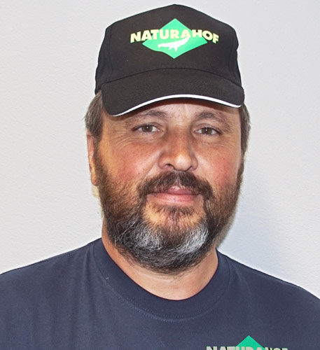 Valentin Traut, Farmmitarbeiter und Ablösung Fahrer bei der Naturahof AG in Frümsen